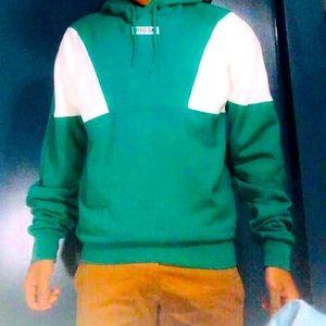 LACOSTE EMBROIDERED QUALITY HOODIE